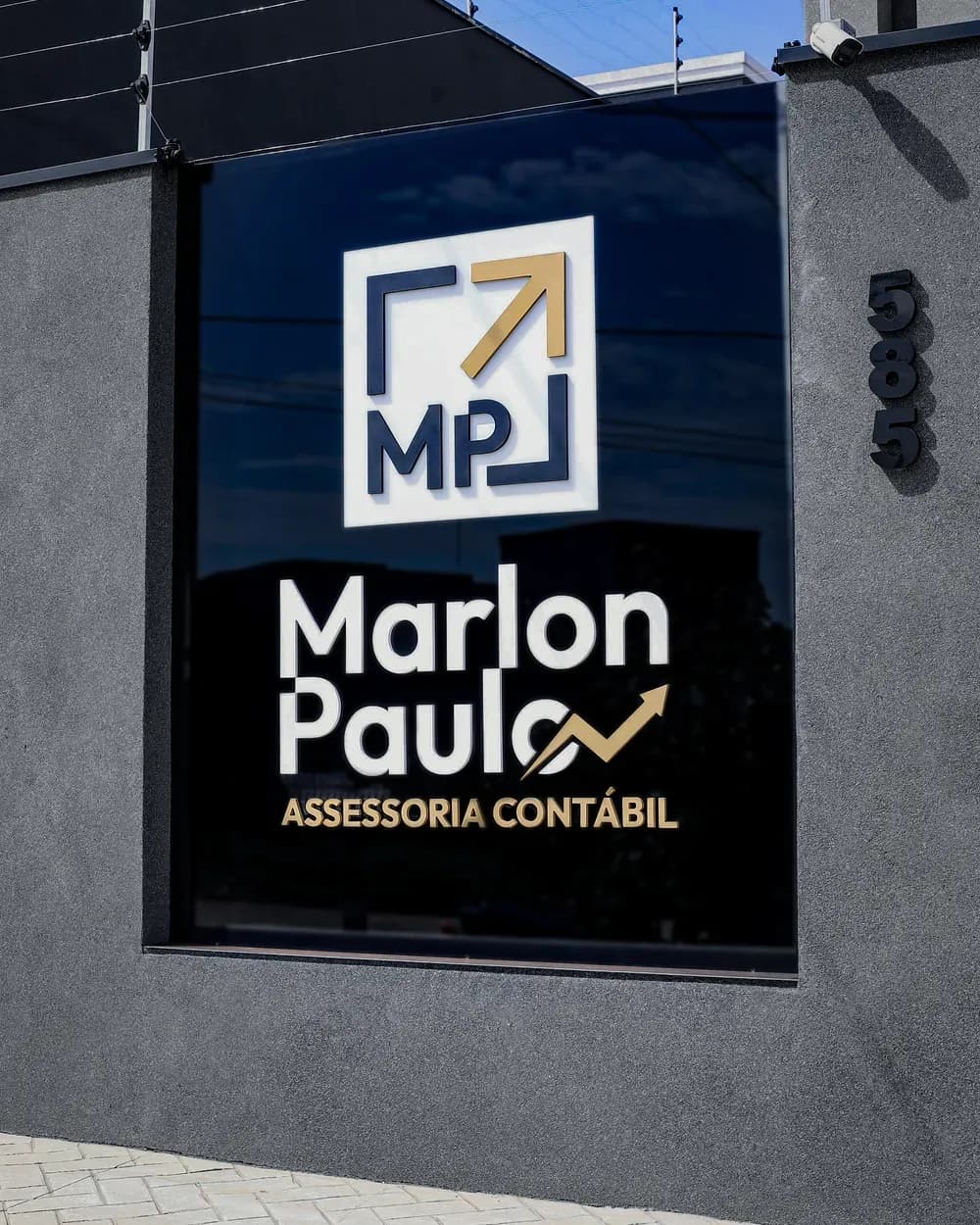 Fachada do escritório da MP Assessoria Contábil, na Alameda Buenos Aires, 585, em Olímpia